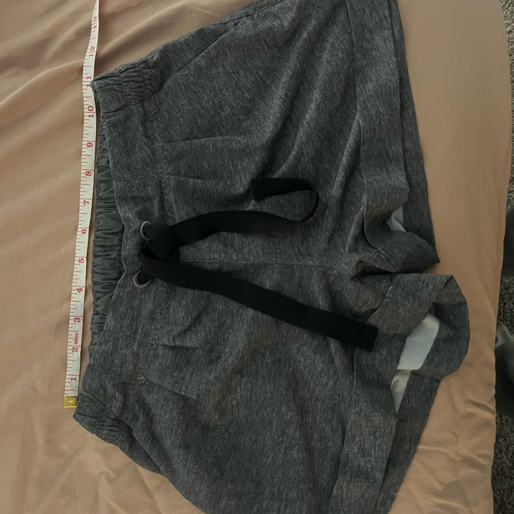 Lululemon Spring Breakaway Gray Athletic Shorts with Black Drawstring